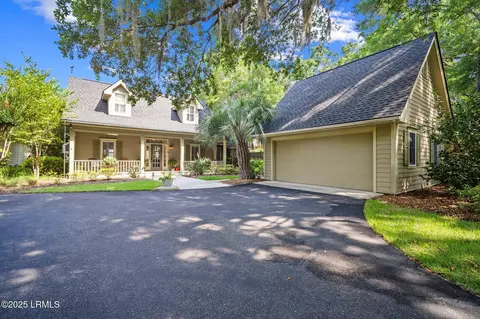 34 S Boone Rd, Saint Helena Island, SC 29920