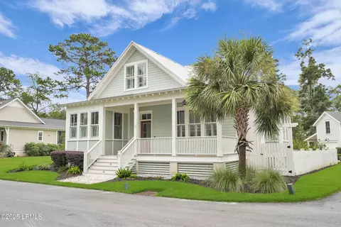 13 Tomlow Trce, Beaufort, SC 29906