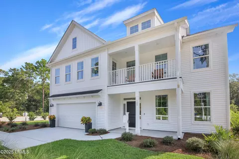 125 Grange Ln, Beaufort, SC 29907