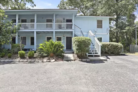 25 Sams Point Rd #D1, Beaufort, SC 29907