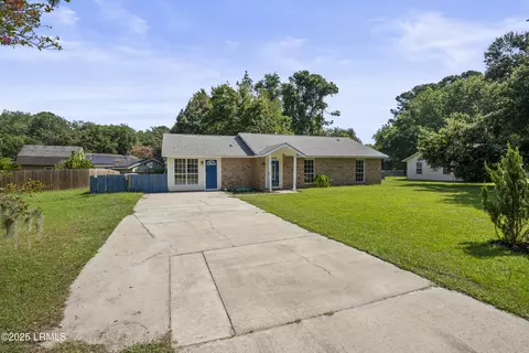 3045 Ermine Dr, Beaufort, SC 29902