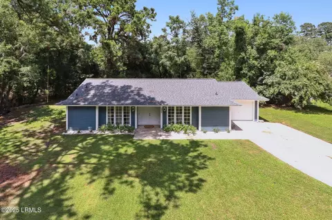 3029 Ratel Dr, Beaufort, SC 29902