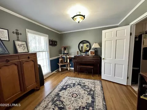 Entry Way - 105 Harriett St, Hampton, SC 29924 photo 2 of 2