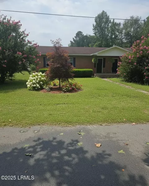 110 Nix St E, Hampton, SC 29924 photo 1
