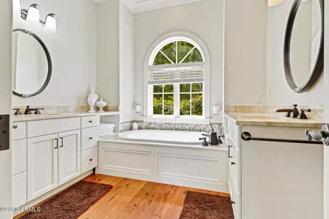 Bath - 208 Hampton Lake Dr, Bluffton, SC 29910 photo 1 of 7