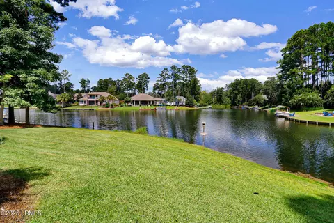Exterior - 208 Hampton Lake Dr, Bluffton, SC 29910 photo 6 of 13