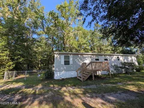 3307 Powell Dr, Beaufort, SC 29906