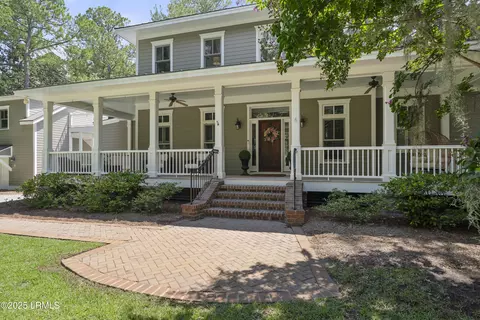 6 Tuxedo Dr, Beaufort, SC 29907