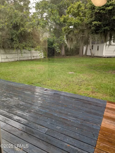 34 Savannah Hwy # B, Beaufort, SC 29906