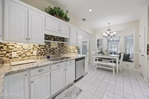 3 Windtree Ln, Bluffton, SC 29910 photo 10