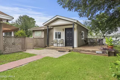 3 Windtree Ln, Bluffton, SC 29910 photo 2