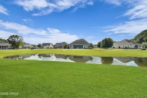 Exterior - 18 Bainbridge Way, Bluffton, SC 29910 photo 11 of 23