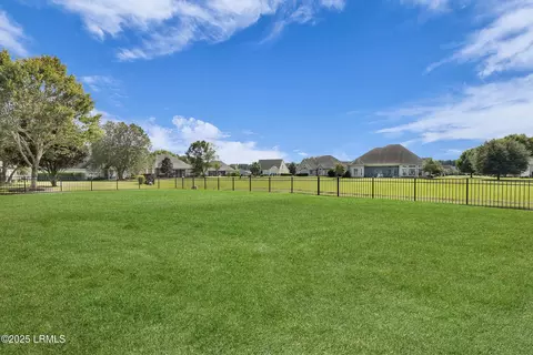 Exterior - 18 Bainbridge Way, Bluffton, SC 29910 photo 10 of 23