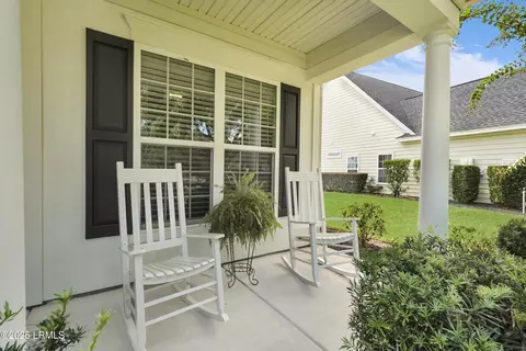 Exterior - 18 Bainbridge Way, Bluffton, SC 29910 photo 16 of 23