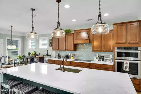 Kitchen - 18 Bainbridge Way, Bluffton, SC 29910 photo 3 of 11