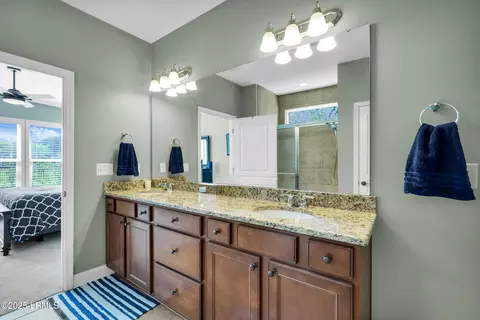 Bath - 18 Bainbridge Way, Bluffton, SC 29910 photo 3 of 9