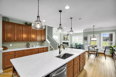 Kitchen - 18 Bainbridge Way, Bluffton, SC 29910 photo 8 of 11