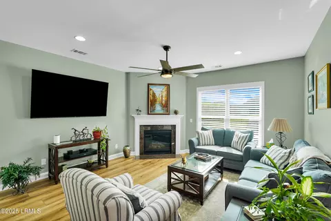 Living - 18 Bainbridge Way, Bluffton, SC 29910 photo 1 of 7