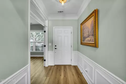 Entry Way - 18 Bainbridge Way, Bluffton, SC 29910 photo 2 of 9