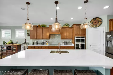 Kitchen - 18 Bainbridge Way, Bluffton, SC 29910 photo 4 of 11