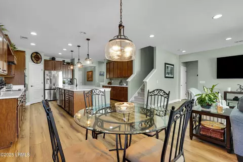 Dining - 18 Bainbridge Way, Bluffton, SC 29910 photo 4 of 5