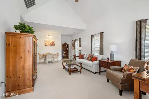 104 Pine Forest Dr, Bluffton, SC 29910 photo 4