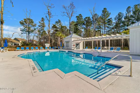 Exterior - 5 Cedar View Cir, Bluffton, SC 29909 photo 7 of 9