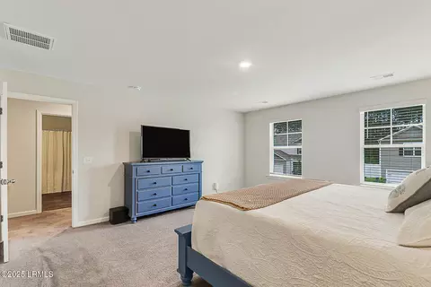 Bedroom - 5 Cedar View Cir, Bluffton, SC 29909 photo 3 of 8