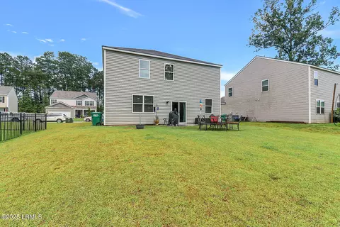 Exterior - 5 Cedar View Cir, Bluffton, SC 29909 photo 4 of 9