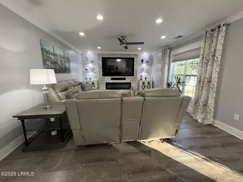 Living - 99 Pine Ridge Dr, Bluffton, SC 29910 photo 1 of 1