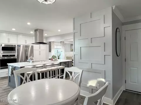 Dining - 99 Pine Ridge Dr, Bluffton, SC 29910 photo 3 of 3