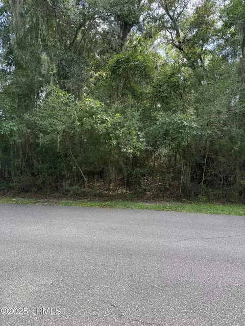 230 Green Winged Teal Dr S, Beaufort, SC 29907