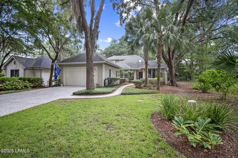 1119 Palmetto Pt, Saint Helena Island, SC 29920