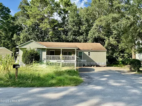 104 Dawn St, Hardeeville, SC 29927 photo 1