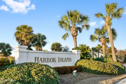 4 Cedar Reef Dr #B207, Saint Helena Island, SC 29920