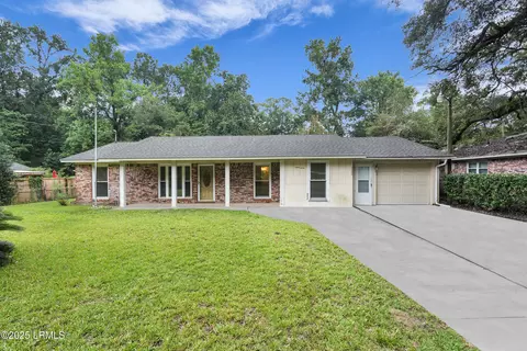 3005 Hodge Dr, Beaufort, SC 29906
