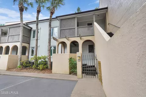 200 Colonnade Clb #201, Hilton Head Island, SC 29928