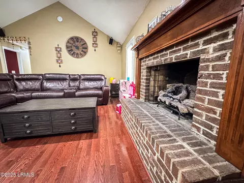 110 Woodland Ave, Hampton, SC 29924 photo 9