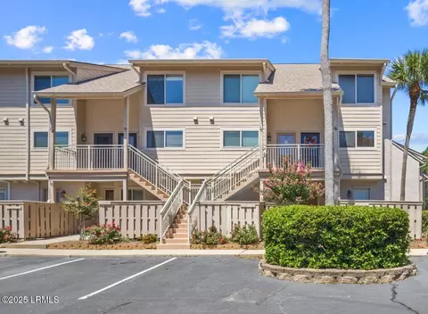 15 Deallyon Ave #14, Hilton Head Island, SC 29928