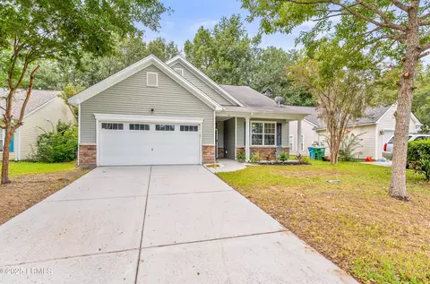 24 Harbison Pl, Beaufort, SC 29906