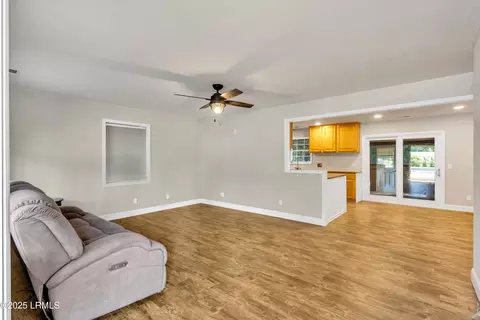 326 Milden Hall Dr, Ridgeland, SC 29936