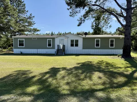 65 Pineland Estates Rd, Pineland, SC 29934