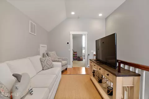 Entry Way - 2 Cordray St, Bluffton, SC 29910 photo 3 of 4