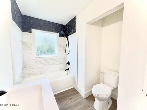 Bath - 802 5th St E, Hampton, SC 29924 photo 1 of 2