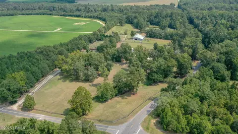 831 Jennys Rd, Fairfax, SC 29827