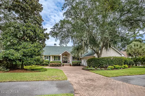 234 Dataw Dr, Saint Helena Island, SC 29920
