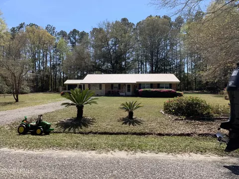 99 Milden Hall Drive Dr, Ridgeland, SC 29936