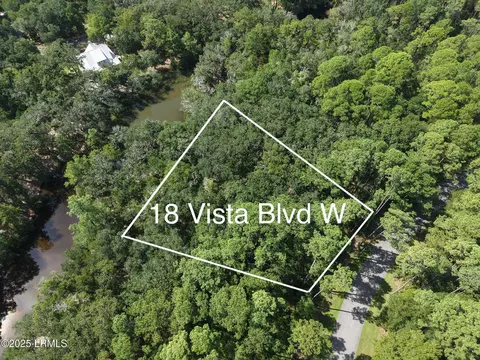 18 Vista Blvd W, Saint Helena Island, SC 29920