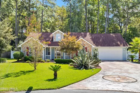 10 Ashepoo Dr, Okatie, SC 29909