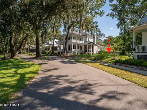 38 W W Hvn, Beaufort, SC 29906